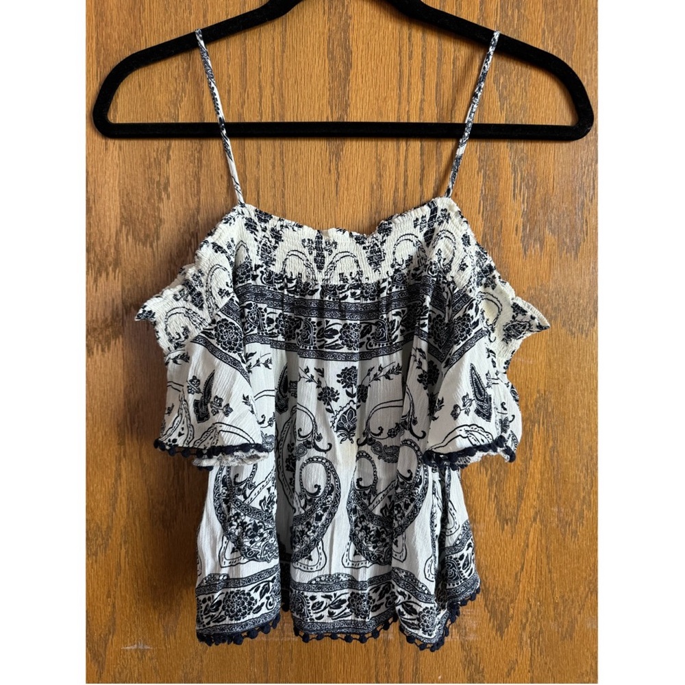 Patterned Top - Picture 2 of 3